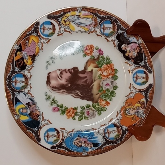 VINTAGE Decorative Religious Plate - Picture 1 of 9